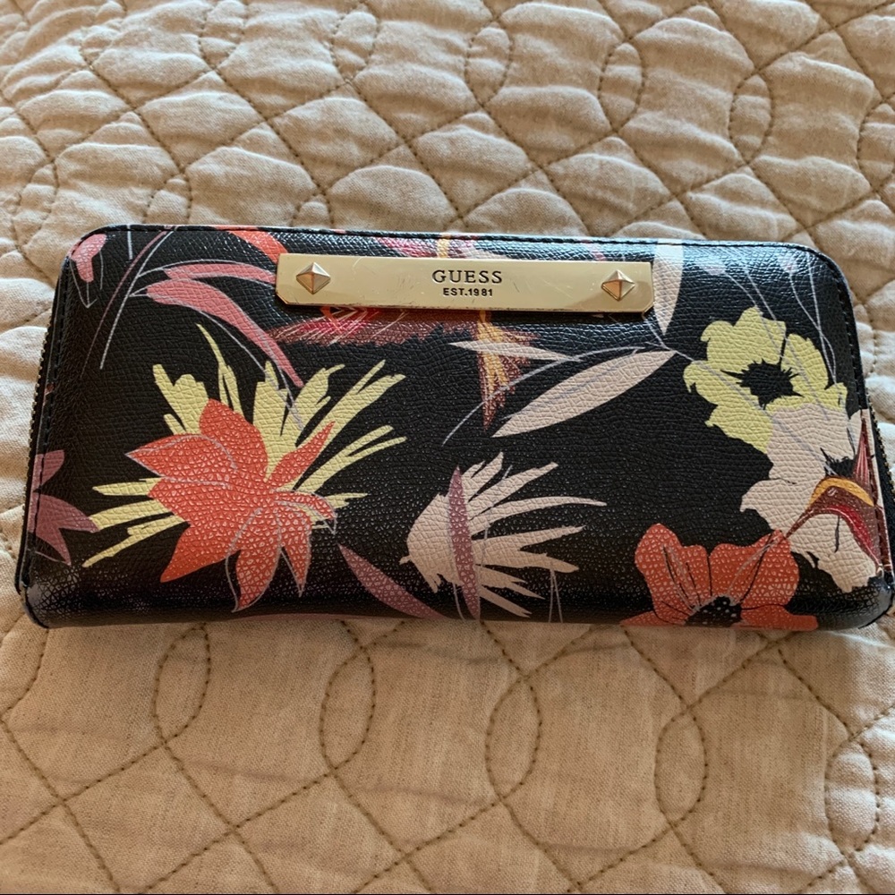 Guess floral print leather wallet